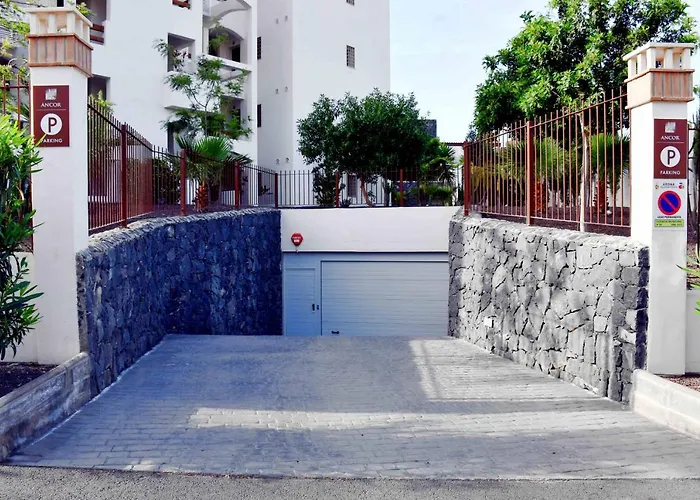 Ancor 0-3 Pool View 1b *