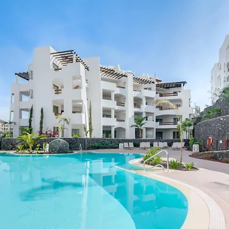 Ancor 0-3 Pool View 1b Palm-mar